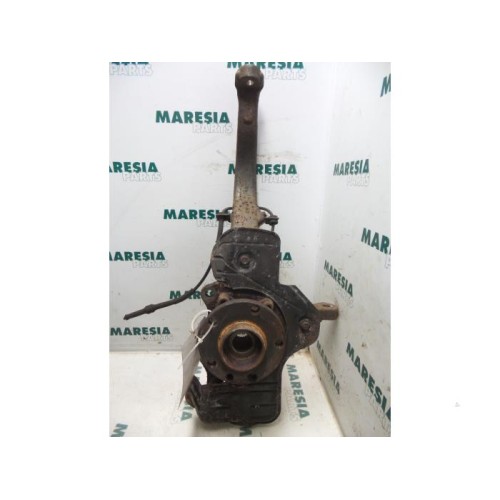Alfa Romeo - 156 - Knuckle, front left
