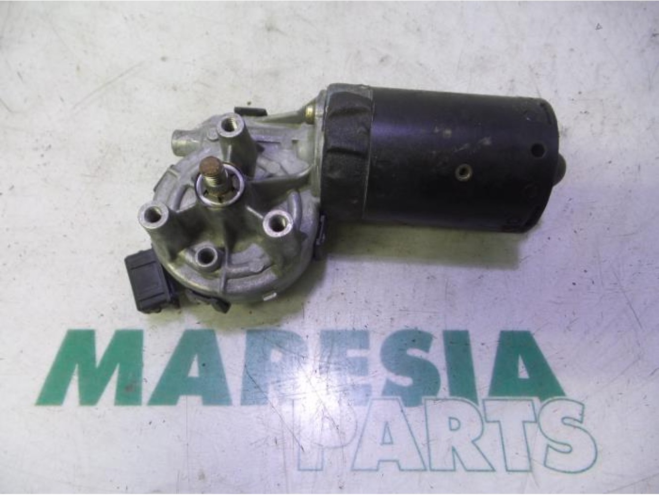 Peugeot - 206 - Front wiper motor