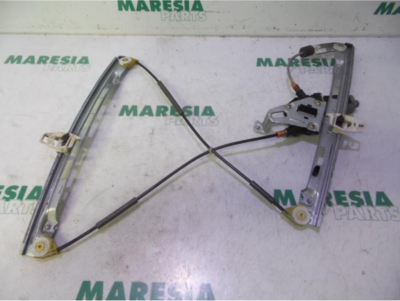 Peugeot - 206 - Window mechanism 4-door, front left