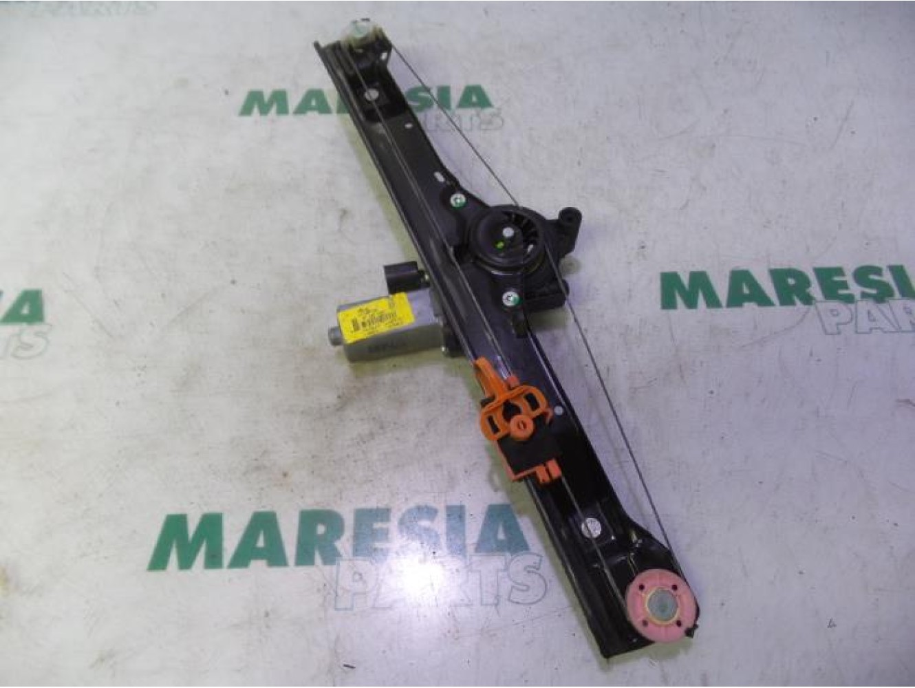 Fiat - Punto - Window mechanism 2-door, front right