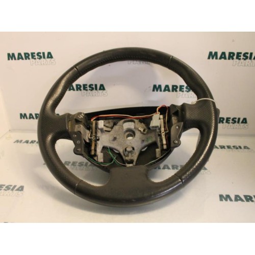 Renault - Megane Scenic - Steering wheel