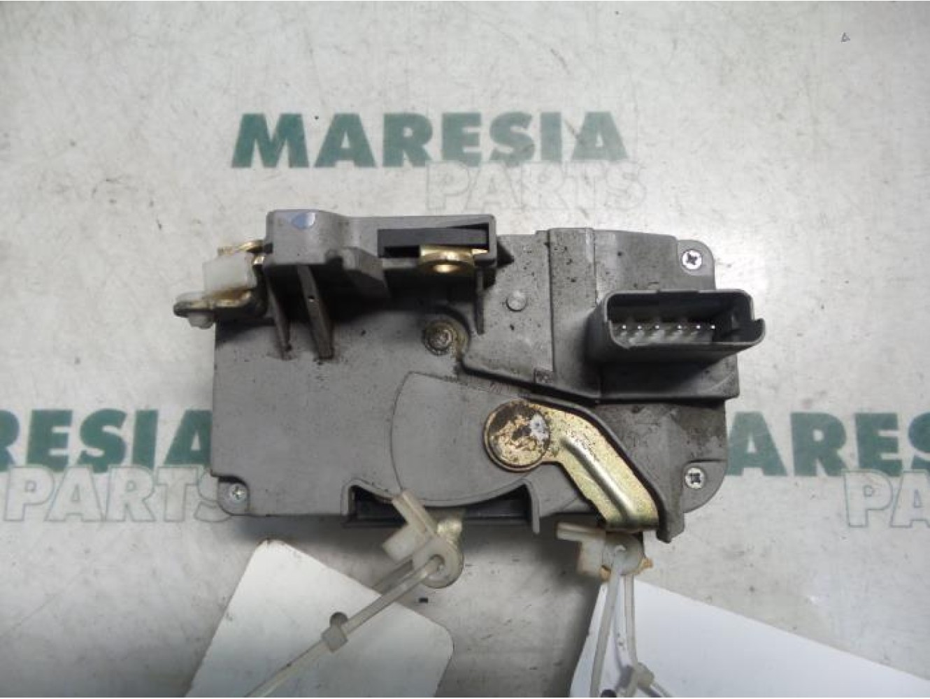 Citroen - C5 - Door lock mechanism 4-door, front left