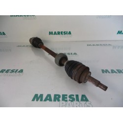 Renault - Megane Scenic - Front drive shaft, right