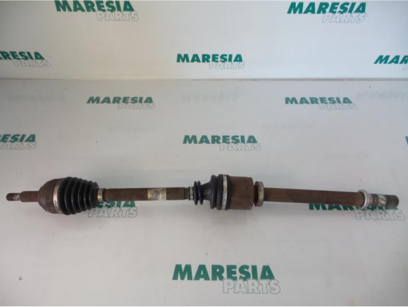 Renault - Megane Scenic - Front drive shaft, right