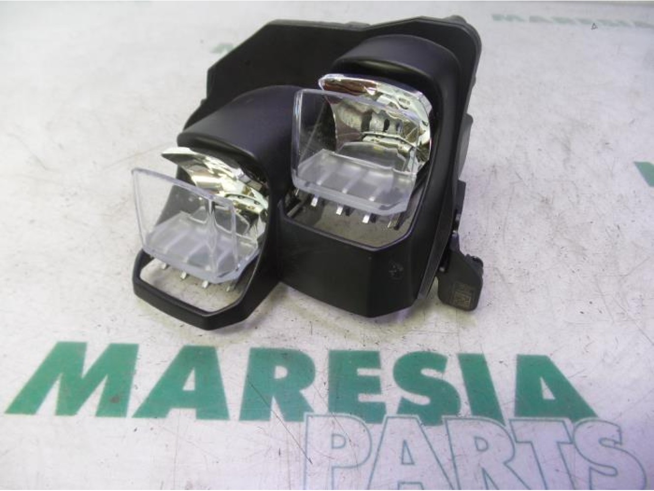 Peugeot - 308 - Koplamp links
