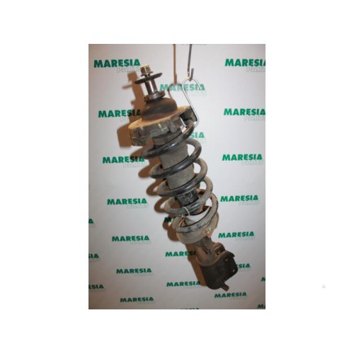 Renault - Trafic - Front shock absorber rod, right
