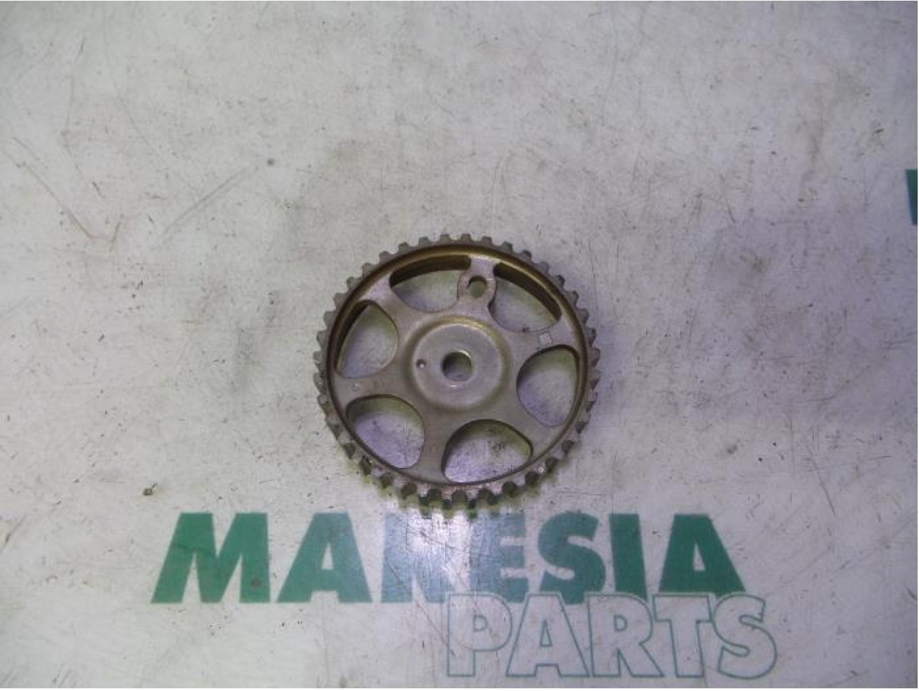 Peugeot - 206 - Camshaft sprocket