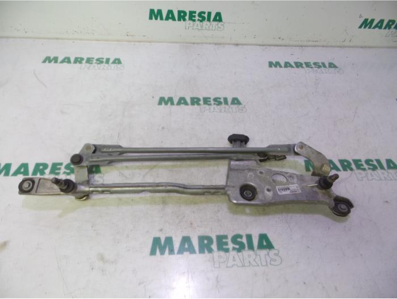 Peugeot - 308 - Wiper mechanism