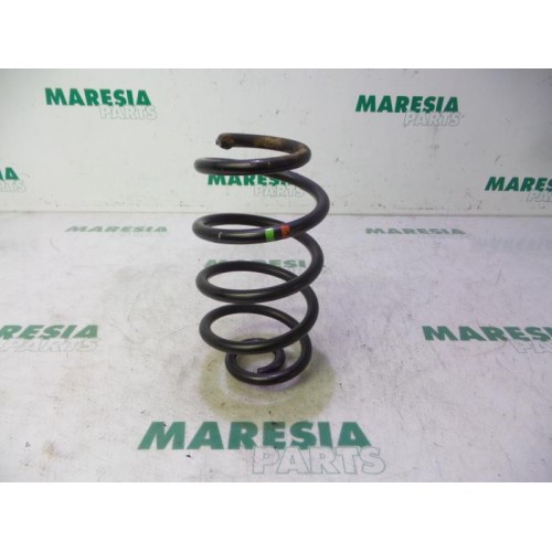 Renault - Clio - Rear coil spring