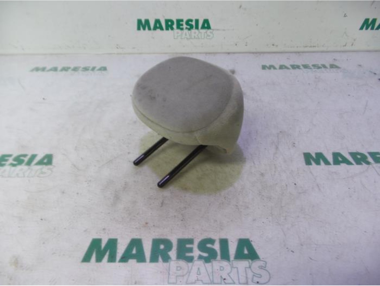 Citroen - C3 - Headrest