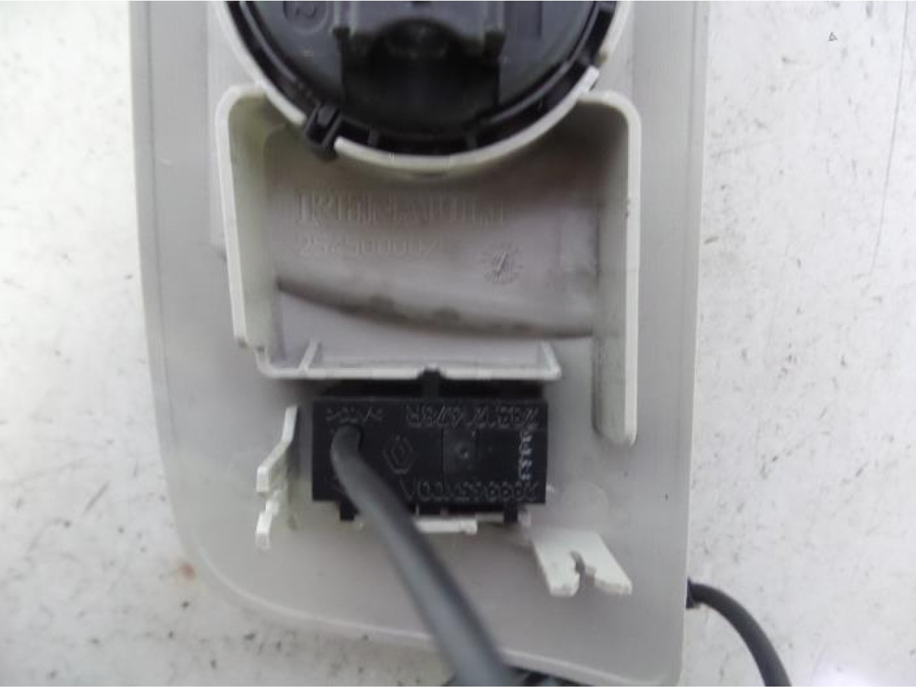 Renault - Megane - Switch