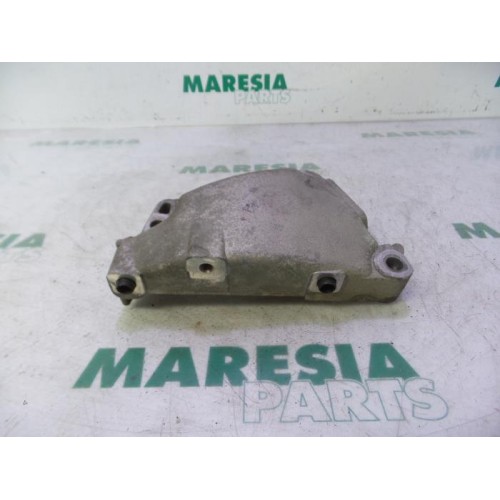 Citroen - C3 - Engine mount