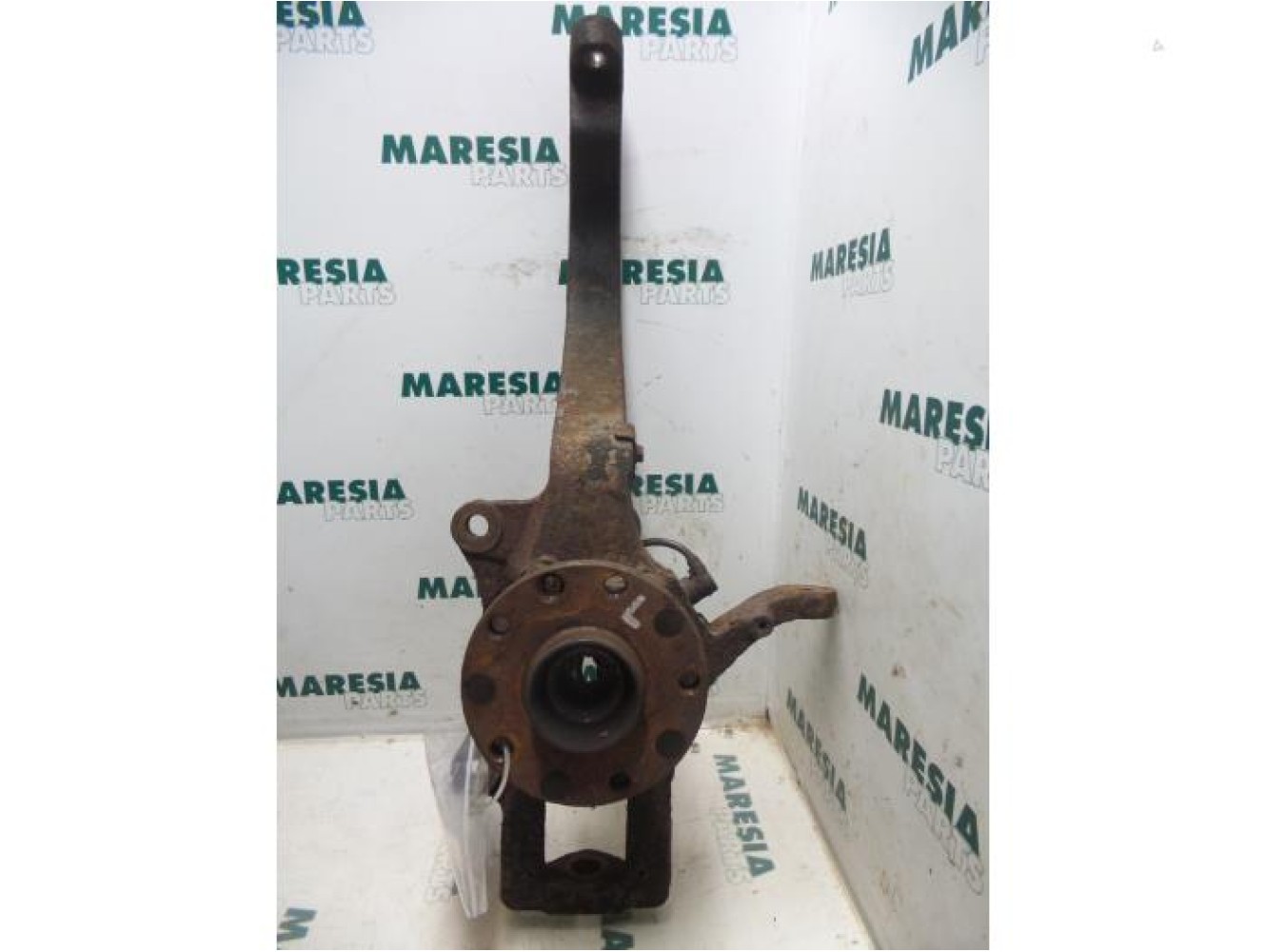 Alfa Romeo - 166 - Knuckle, front left
