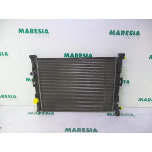 Renault - Megane Scenic - Radiateur