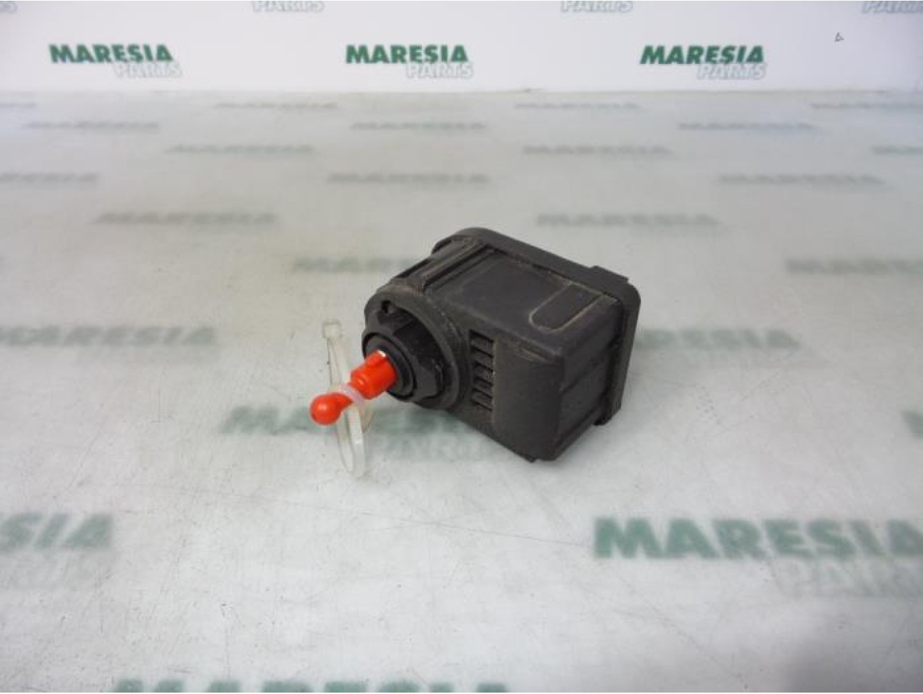 Lancia - K(Appa) - Headlight motor