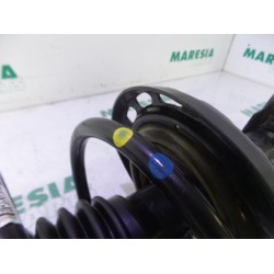 Renault - Megane - Front shock absorber rod, left
