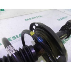 Renault - Megane - Front shock absorber rod, right
