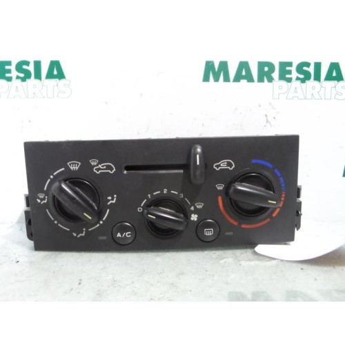 Peugeot - 207 - Heater control panel