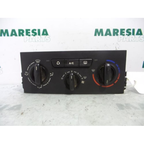 Peugeot - 207 - Heater control panel