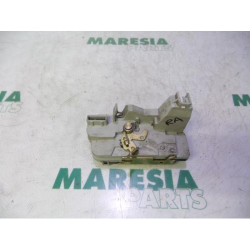 Peugeot - 307 - Rear door mechanism 4-door, right
