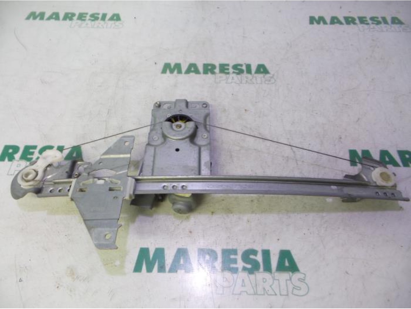 Peugeot - 307 - Rear door window mechanism 4-door, right