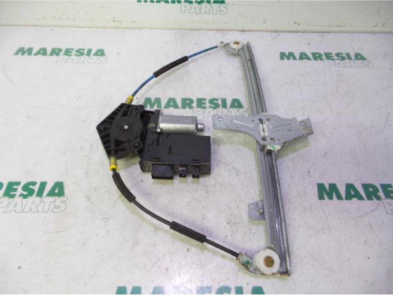 Peugeot - 307 - Window mechanism 4-door, front left
