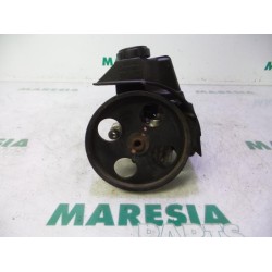 Peugeot - 206 - Power steering pump