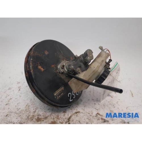 Peugeot - 206 - Brake servo
