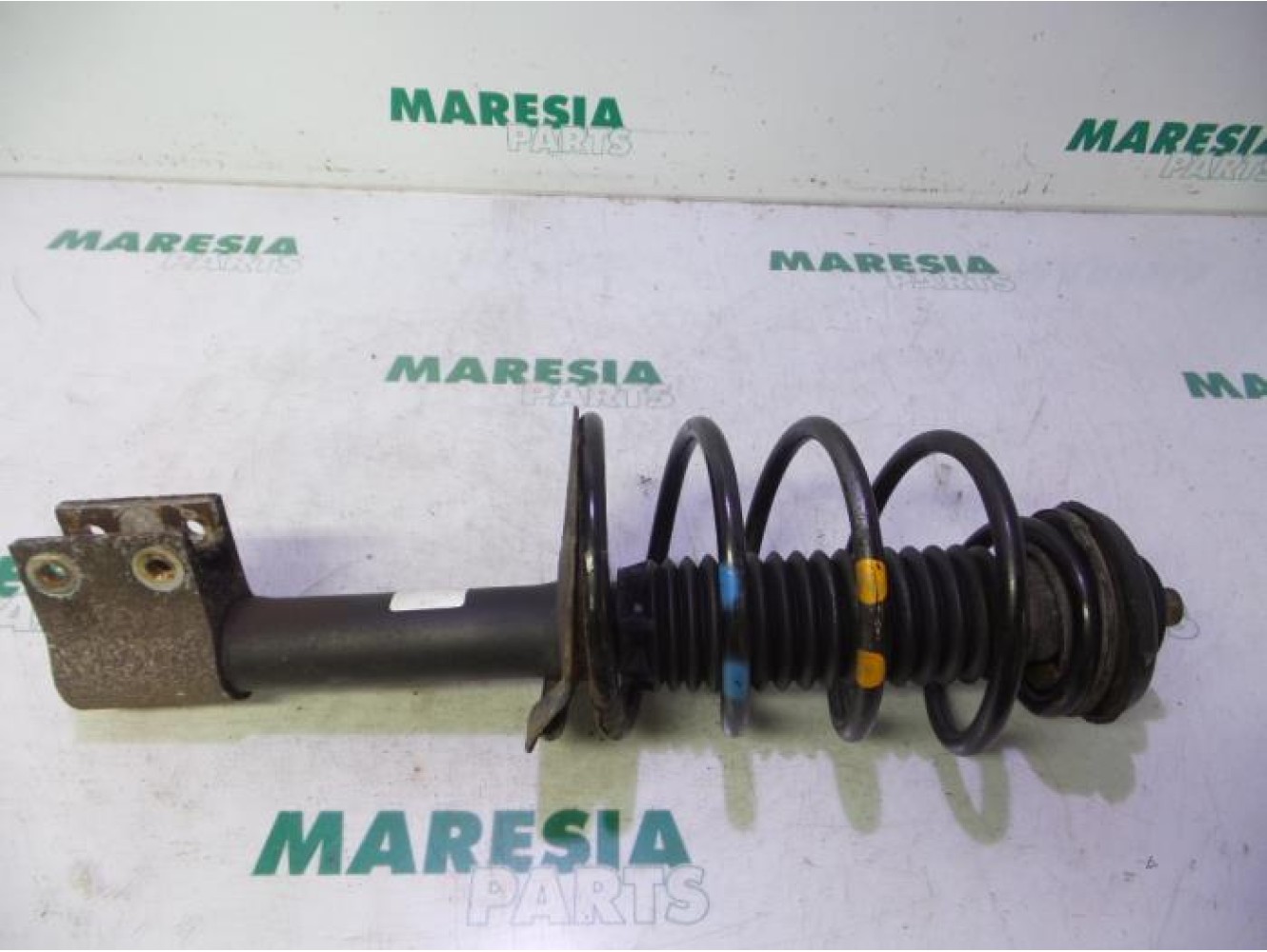 Peugeot - 307 - Front shock absorber rod, right