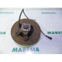 Renault - Megane Scenic - Achsschenkel links hinten