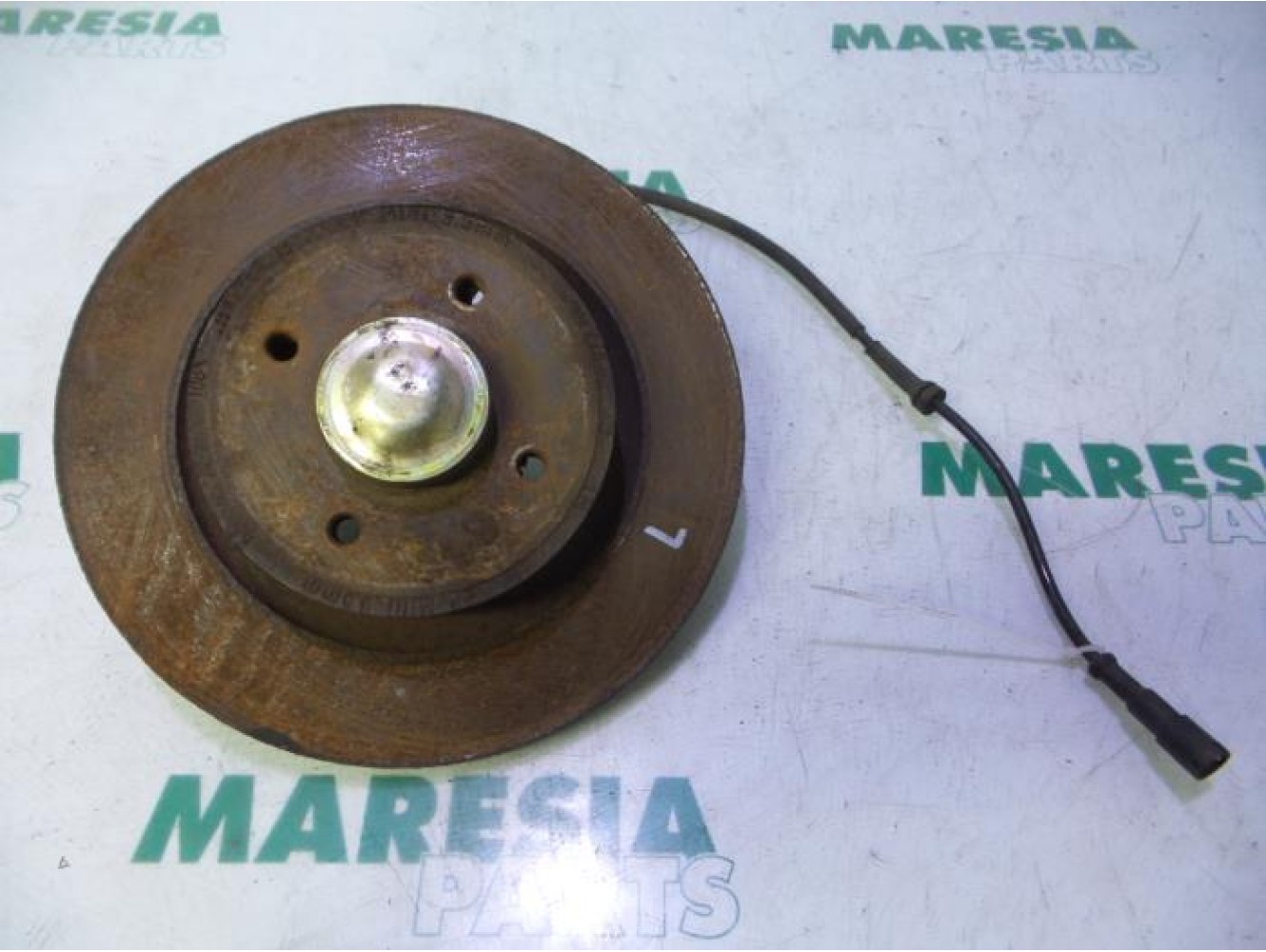 Renault - Megane Scenic - Achsschenkel links hinten