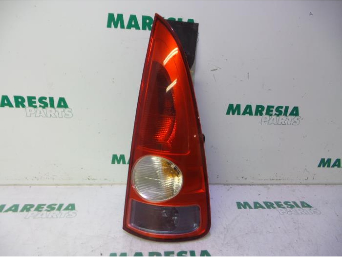 Renault - Espace - Taillight, right