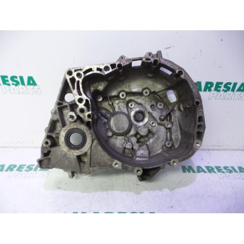 Renault - Megane Scenic - Gearbox casing