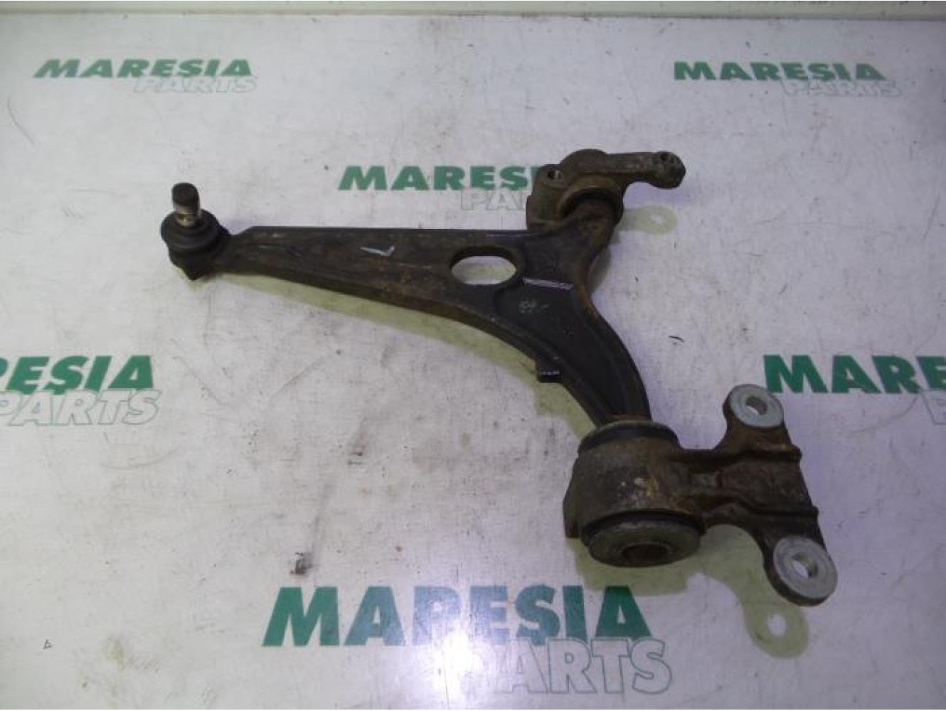 Peugeot - Expert - Front lower wishbone, left