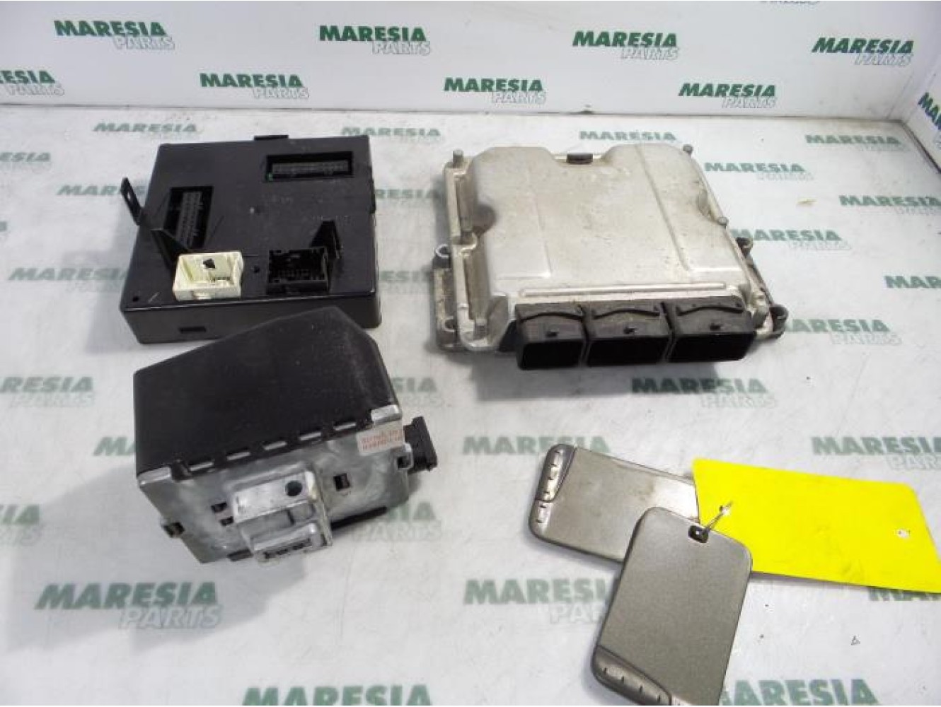 Renault - Laguna - Engine management computer