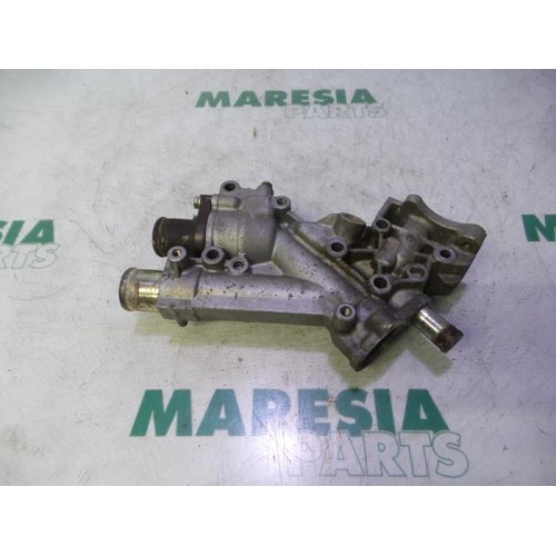 Peugeot - 607 - Thermostat housing