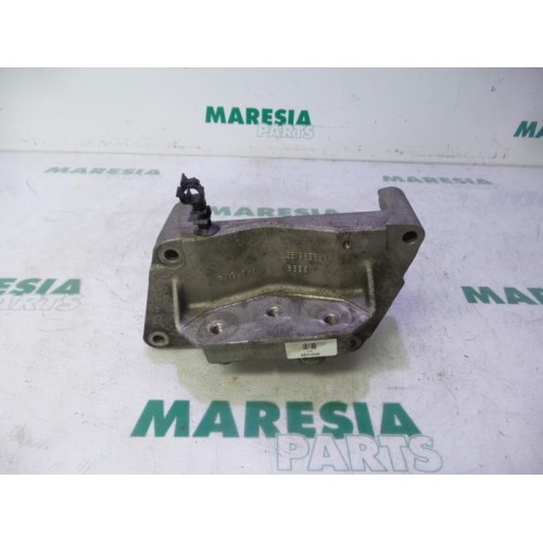 Fiat - Punto - Engine mount