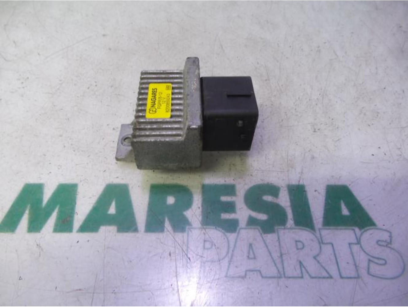 Renault - Twingo - Glow plug relay