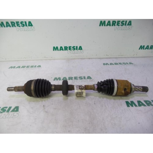 Renault - Twingo - Aandrijfas links-voor