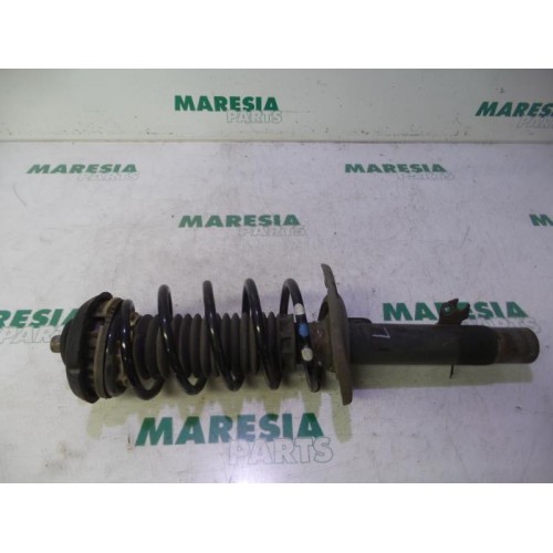 Peugeot - 207 - Front shock absorber rod, left