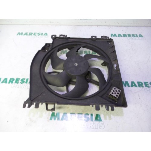 Renault - Clio - Fan motor