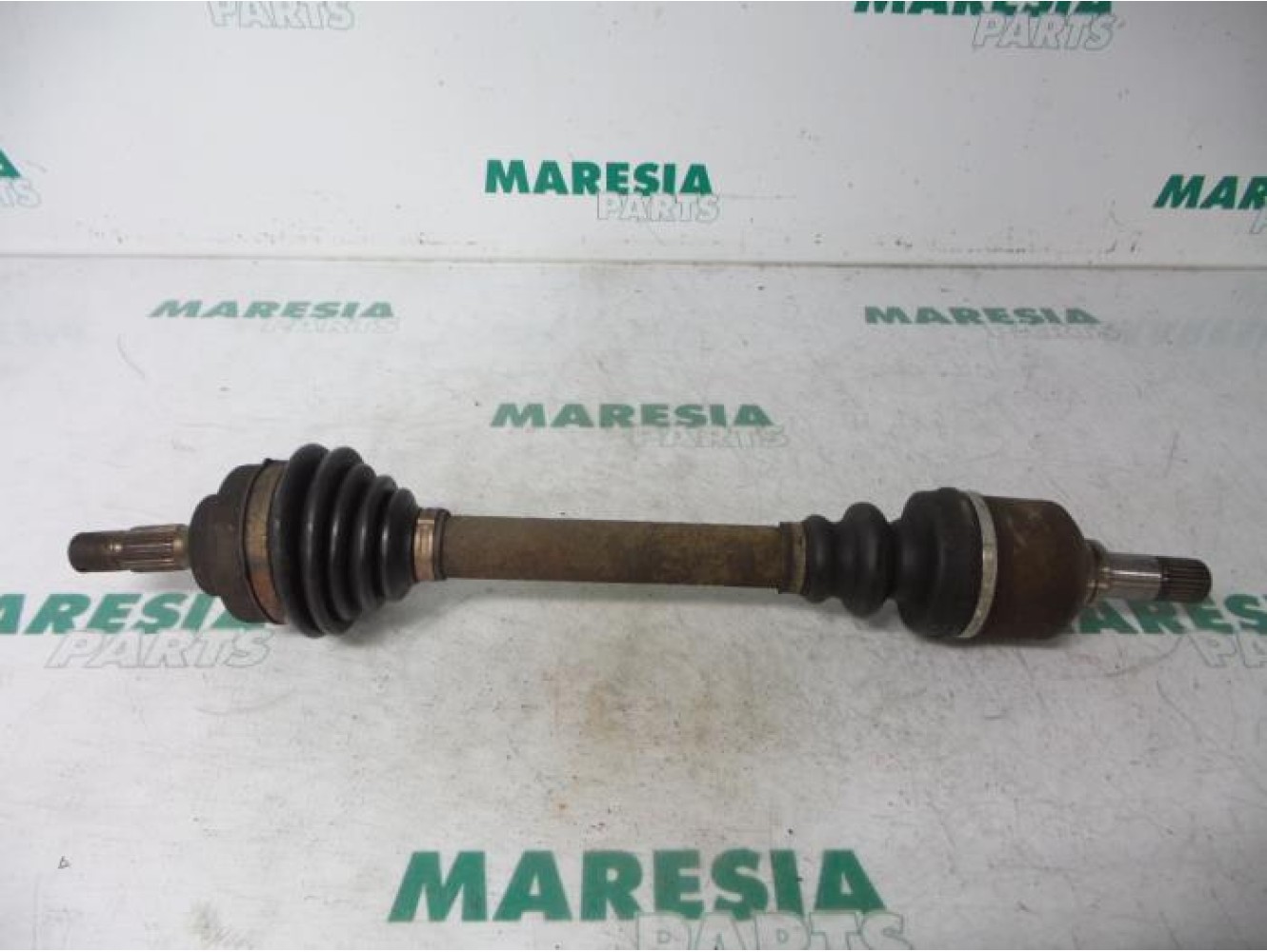 Peugeot - 307 - Aandrijfas links-voor