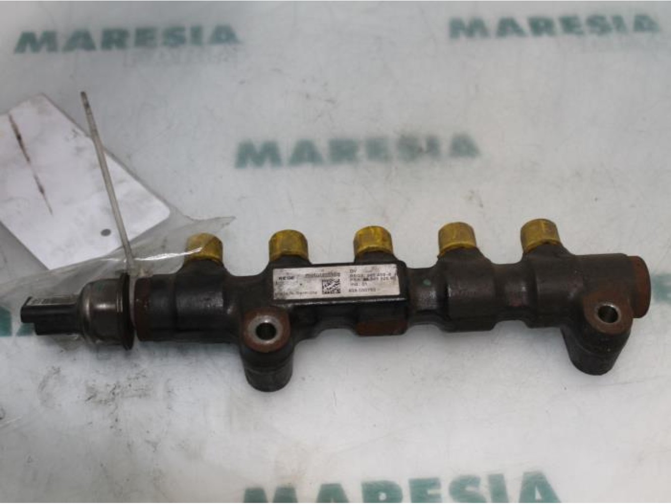 Citroen - C4 Picasso - Fuel injector nozzle