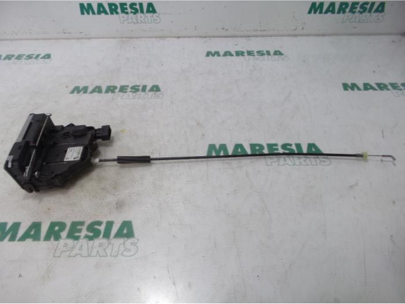 Fiat - Punto - Rear door mechanism 4-door, right