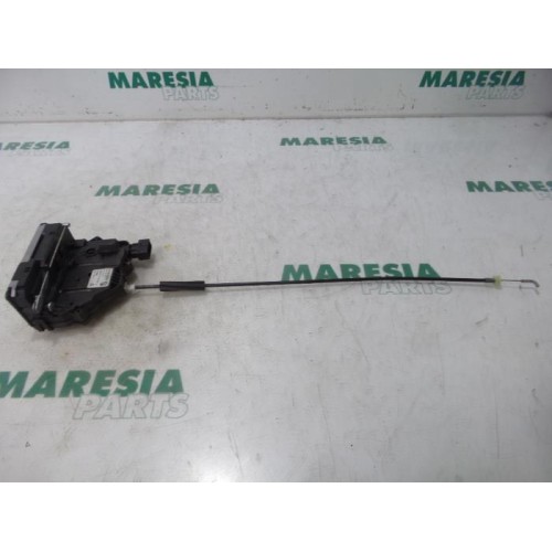 Fiat - Punto - Rear door mechanism 4-door, right