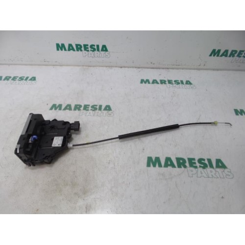 Fiat - Punto - Front door lock mechanism 4-door, right