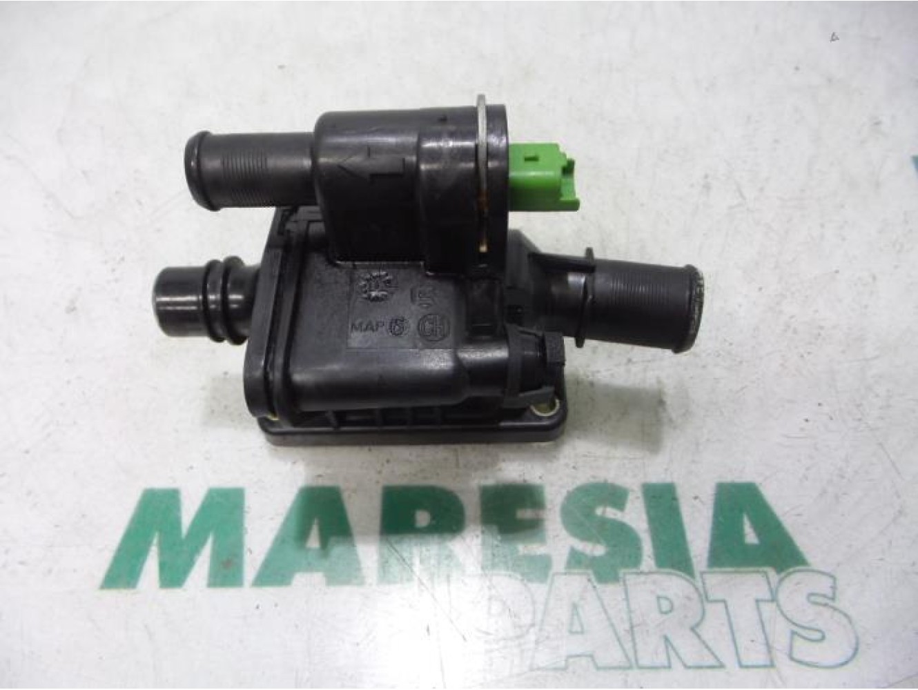 Peugeot - 206 - Boîtier thermostat