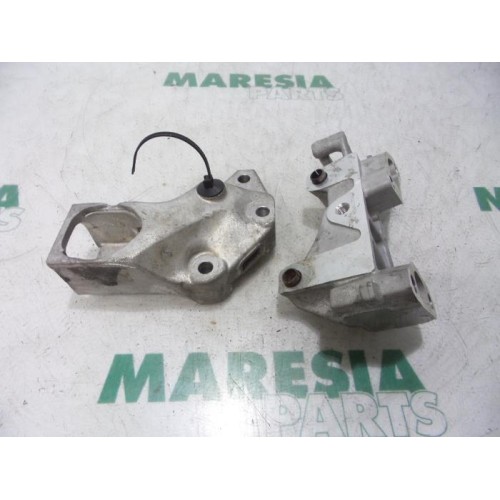 Peugeot - 206 - Support moteur