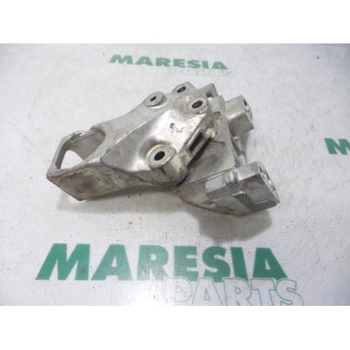 Peugeot - 206 - Support moteur
