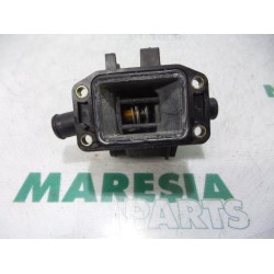 Peugeot - 206 - Boîtier thermostat